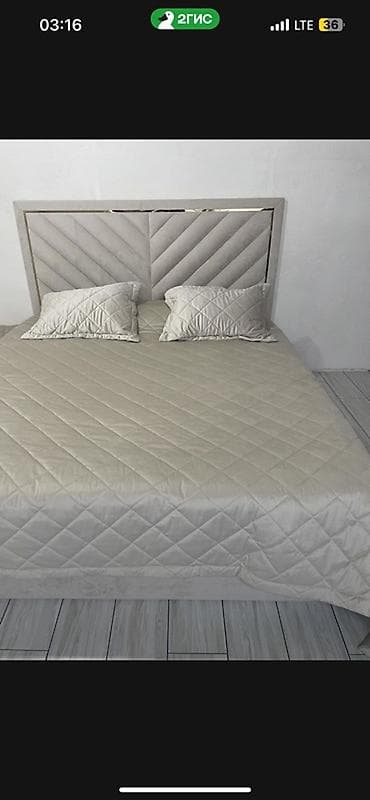 купим мебель: Двуспальная кровать, С мягким изголовьем, длина - 200 см — 1