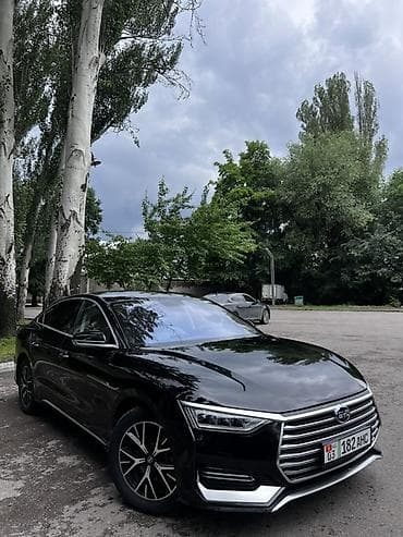 bid e5: BYD E9: 2021 г., Автомат, Электромобиль, Седан — 4