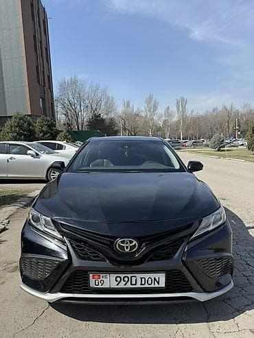 Продажа авто: Toyota Camry: 2017 г., 2.5 л, Автомат, Бензин, Седан — 4
