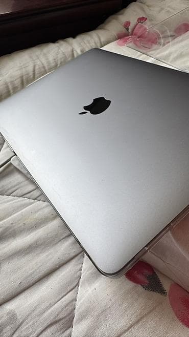 magsafe 3: MacBook Pro 13" (2020) — Apple M1, 16 ГБ RAM - Экран: 13 дюймов — 2