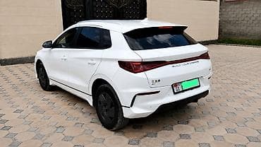 аренда byd для такси: BYD E2: 2023 г., Электромобиль — 6