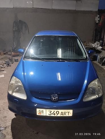 Унаа: Honda Civic: 2003 г., 1.6 л, Кол менен иштөөчү, Бензин, Хетчбек — 3