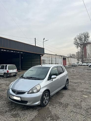 машины в бишкеке цены: Honda Jazz: 2006 г., 1.4 л, Ручные, Бензин, Хэтчбэк — 5