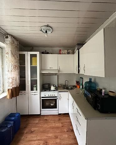 Недвижимость: 3 комнаты, 57 м², 104 серия, 1 этаж, Косметический ремонт — 5