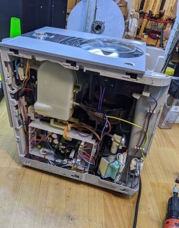 профессиональная автоматическая кофемашина для кофейни: Ремонт кофемашины Бесплатная диагноcтика и выeзд! Гарантия дo 1 годa — 5