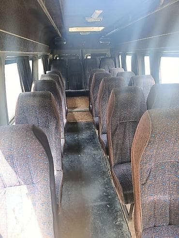 минивен фото: Mercedes-Benz Sprinter 2003 2.2 — пассажирский микроавтобус 20 мест — 3