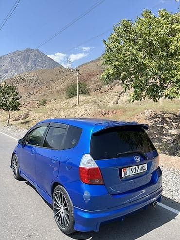 Продажа авто: Honda Fit: 2002 г., 1.3 л, Вариатор, Бензин, Хэтчбэк — 8