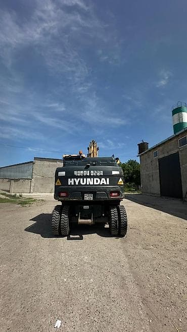 экскаватр: Экскаватор, Hyundai, Колесный — 7