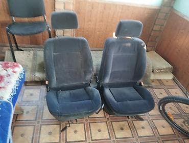 старинные вазы: Комплект сидений, Ткань, текстиль, Audi 1995 г., Германия — 2