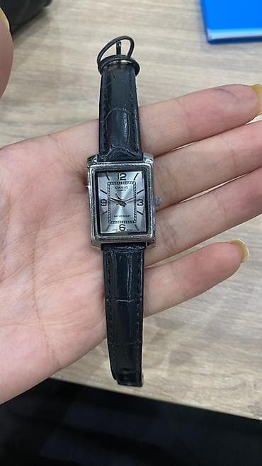 Классикалык сааттар саат, Casio, Кытай, Суу өткөрбөөчү, Аялдарга, Колдонулган