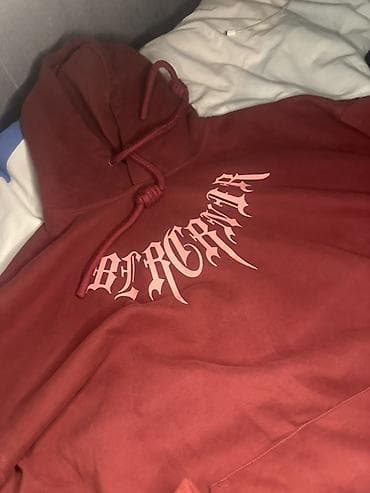 red centr: Почти новая,носила пару раз, причина продажи разрушаю гардероб Худи — 1