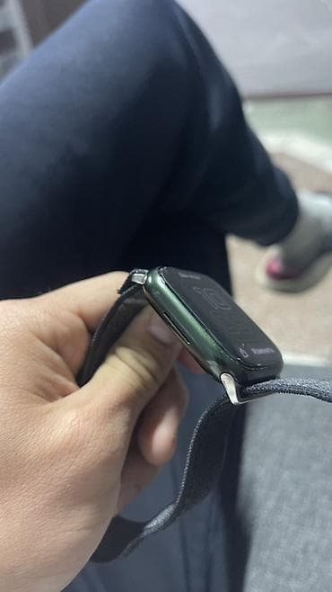 garmin 7x: Смарт‑часы Apple Watch 7 45мм, цвет корпуса — тёмно‑зелёный. Экран — — 4