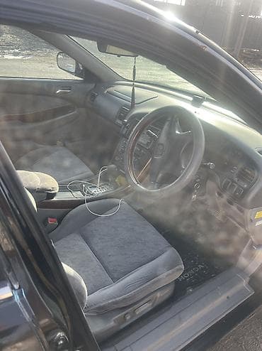 suzuki samurai: Honda Saber: 2000 г., 2.5 л, Автомат, Бензин, Седан — 6