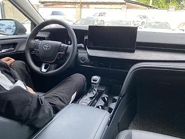 toyota celica: Toyota Camry: 2024 г., 2 л, Гибрид, Седан — 3