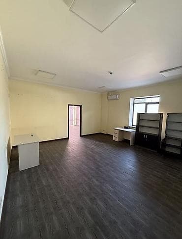 салонов красоты: Аренда офисов, 310 м², В жилом комплексе, 1 линия — 3