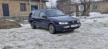 Унаа сатуу: Volkswagen Passat Variant: 1994 г., 1.8 л, Кол менен иштөөчү, Бензин, Универсал — 1