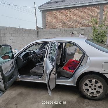 mazda 121: Mazda 626: 2001 г., 2 л, Автомат, Седан — 6