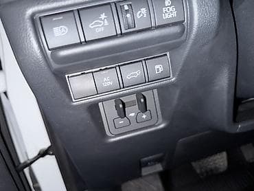 5000: Toyota Land Cruiser Prado: 2024 г., Внедорожник — 10