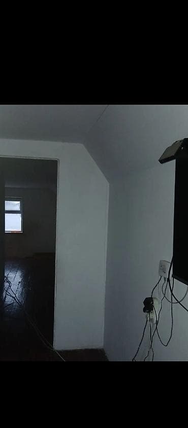 Үйдү ижарага алам: 58 м², 3 бөлмө, Забор, тосулган — 4