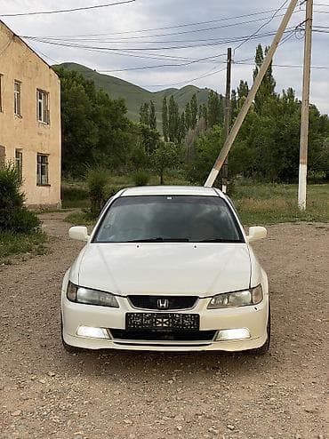Honda Accord: 2001 г., 2 л, Автомат, Бензин, Седан — 4