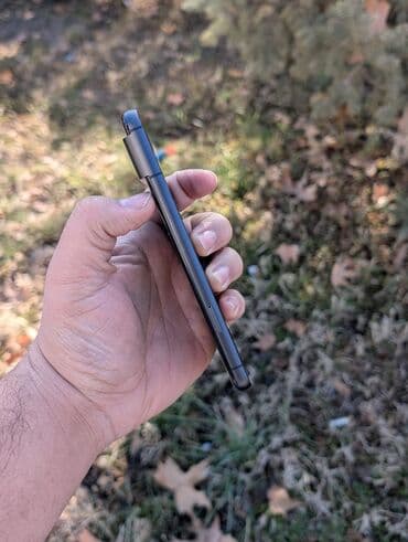 телефоны за 9000: Google Pixel 8, Б/у, 128 ГБ, цвет - Черный, 1 SIM, eSIM — 4