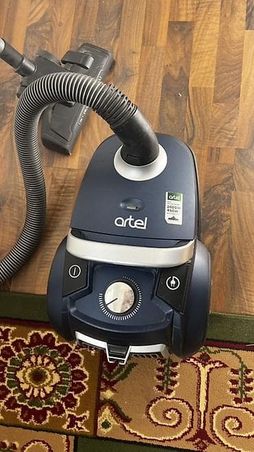Пылесос Artel (контейнер/мешок) для сухой уборки новый,в отличном