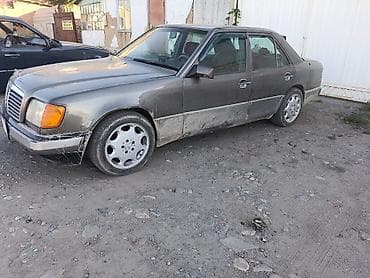 клас трактор: Mercedes-Benz W124: 1993 г., 2.2 л, Механика, Бензин, Седан — 3