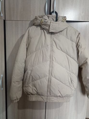 Пуховик, Короткая модель, ОАЭ, Оверсайз, L at lalafo.kg Пуховик, Короткая модель, ОАЭ, Оверсайз, L