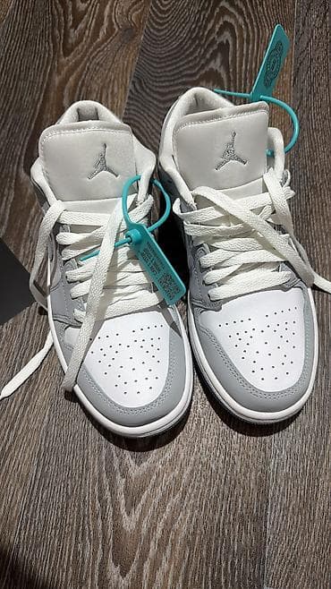 Мужские кроссовки, 38, Nike, Новый, цвет - Серый, Самовывоз, Платная доставка