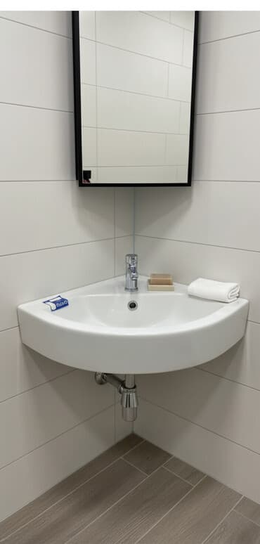 умывальники с тумбой: Тумба для ванны, С раковиной, цвет - Белый — 1