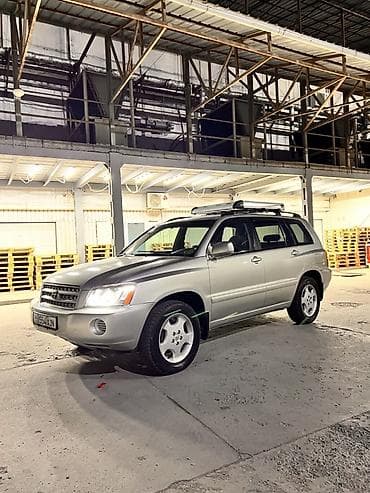 Toyota Highlander: 2003 г., 2.4 л, Автомат, Бензин, Кроссовер
