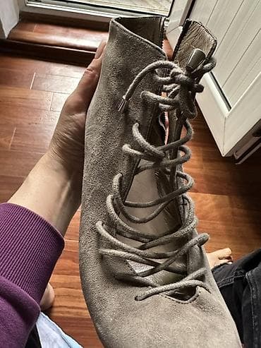 Ботинки и ботильоны: Очень красиво сидят на ножке. Замшевые ботильоны на шпильке. - Цвет — 3