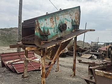 кирпичный стонок: Грохот вибрационный + колесная мойка песка (комплект для переработки — 3