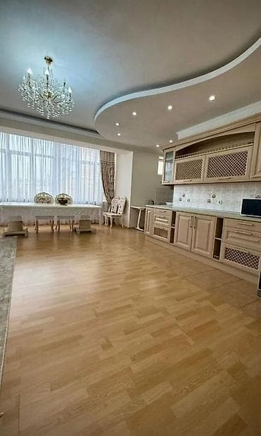 3 комнаты, 140 м², Элитка, 3 этаж, Евроремонт