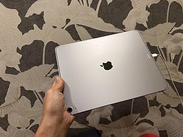 Планшет, Apple, память 128 ГБ, 12" - 13", 5G, Б/у