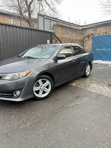 Toyota: Toyota Camry: 2014 г., Гибрид, Седан — 2