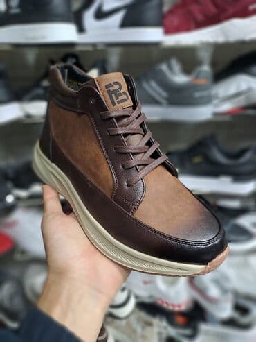 ecco 42: Тёплые обуви💨💨💨
зимние/Тёплые 
Размер 39.40.41.42.43.44 — 1