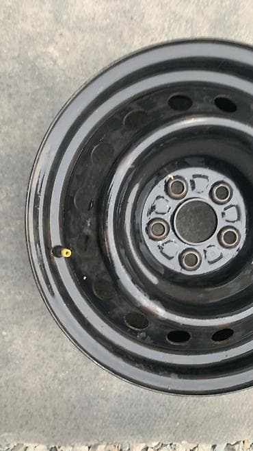Железные Диски R 15 Toyota, 1 шт, отверстий - 5, Новый