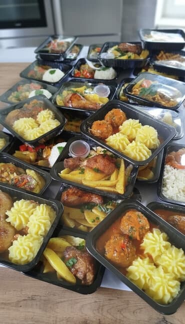 суши кейс: Принимаем заказы на готовые обеды и выпечки!!! Всегда свежие, вкусные — 2