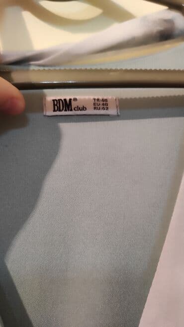 Ламинат: Продаётся шикарное платье,одевалось только один раз. Классно сидит по — 3