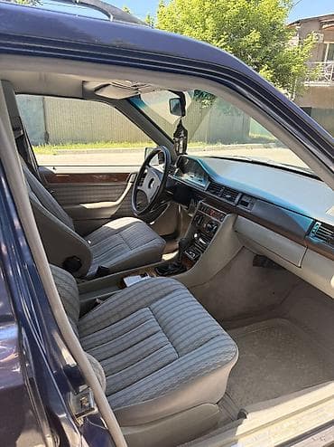 mers e124: Mercedes-Benz W124: 1989 г., 2.3 л, Механика, Бензин, Универсал — 9