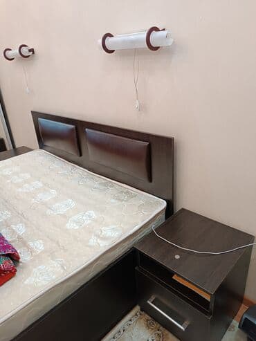 б у мебель кровать: Спальный гарнитур, Б/у, Двуспальная кровать, Самовывоз, цвет - Черный — 1