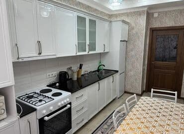 2 комнаты, Риэлтор