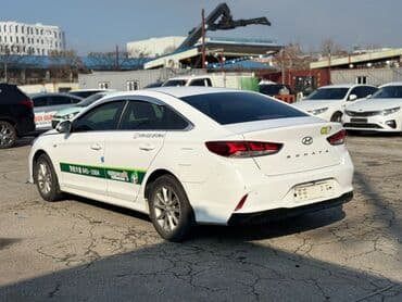 Hyundai Sonata: 2019 г., 2 л, Автомат, Газ, Седан