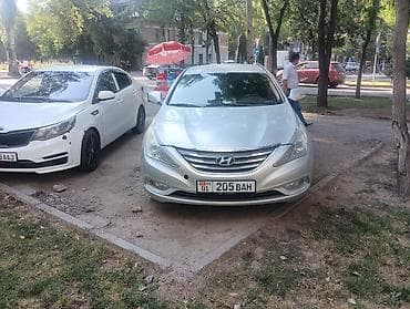 Hyundai Sonata: 2012 г., 2 л, Автомат, Бензин, Седан