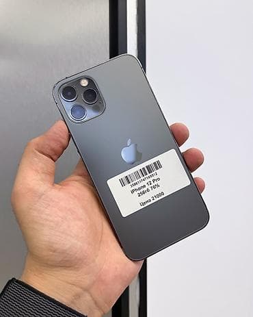 IPhone 12 Pro, Б/у, 256 ГБ, Графит, Защитное стекло, Чехол, В рассрочку, 76 %