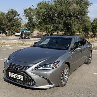 гибрид лабо: Lexus ES: 2020 г., Гибрид — 1