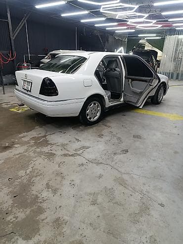 Транспорт: Mercedes-Benz C-Class: 1996 г., Автомат, Бензин, Седан — 6