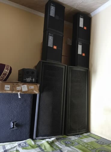 звуковая система: Акустическая система для мероприятий: комплект напольных и сателлитных — 1