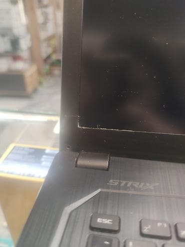 переходник для наушников с микрофоном для ноутбука: Игровой ноутбук ASUS ROG Strix - Серия: Republic of Gamers (ROG) — 4